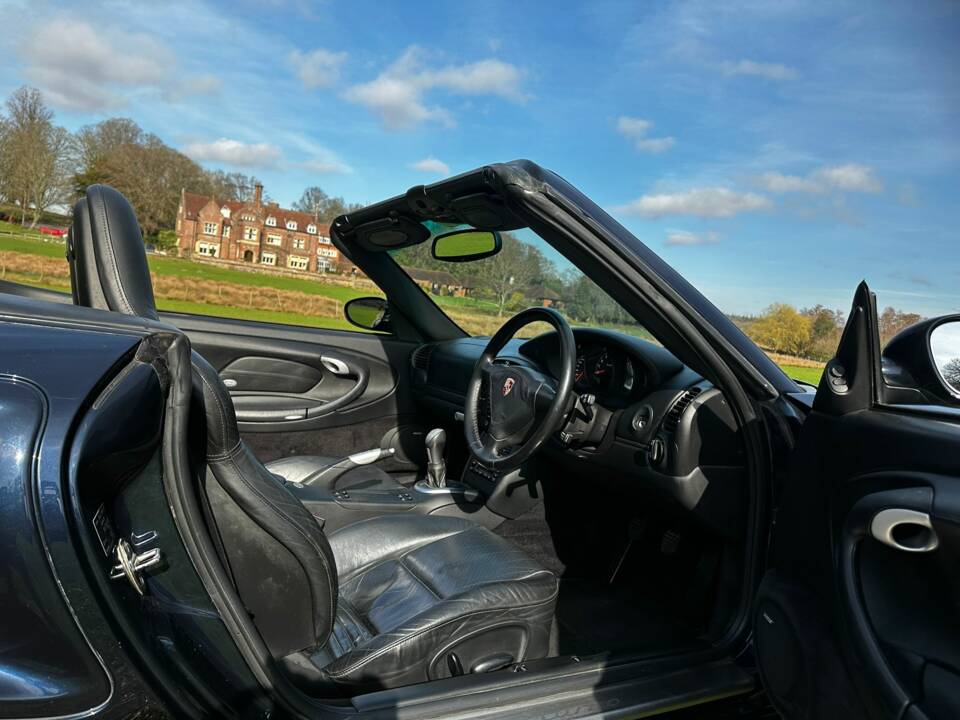 Bild 40/81 von Porsche 911 Turbo (2004)