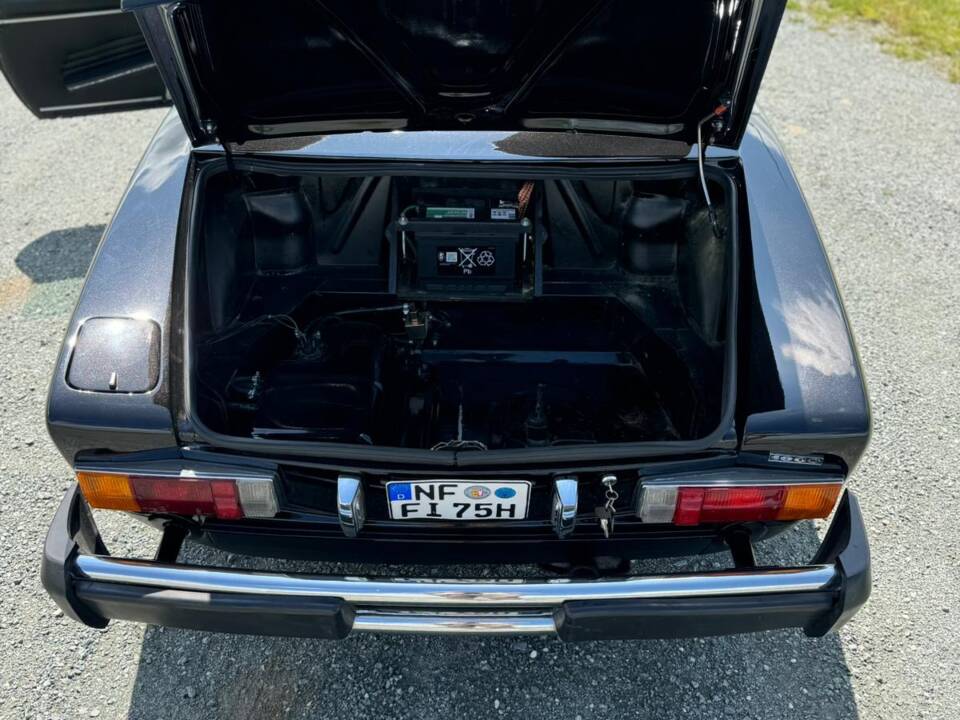 Imagen 8/16 de FIAT 124 Spider CS1 (1975)