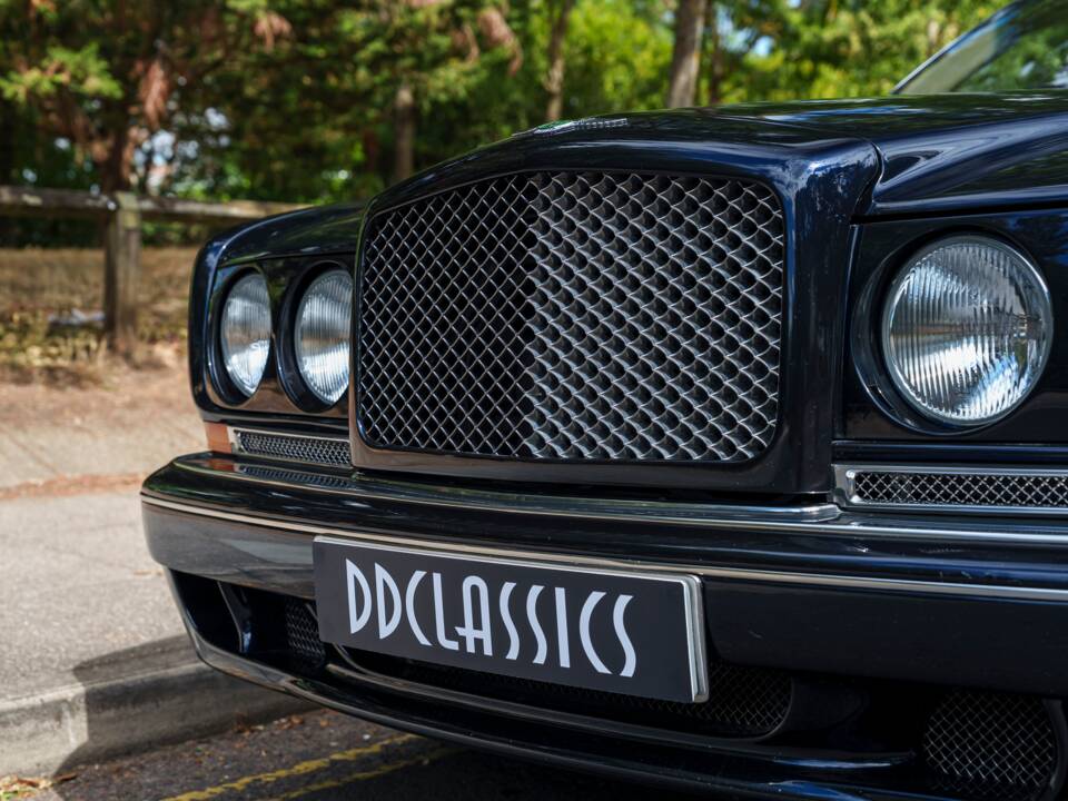 Image 8/26 of Bentley Continental R Mulliner (2001)