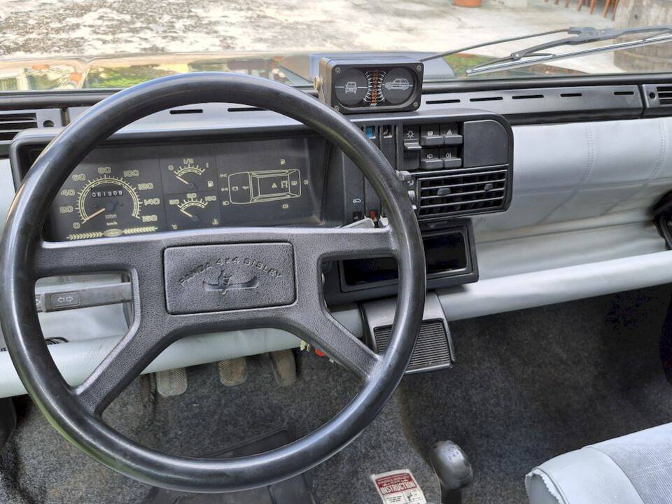 Bild 21/37 von FIAT Panda 4x4 1,0 (1989)