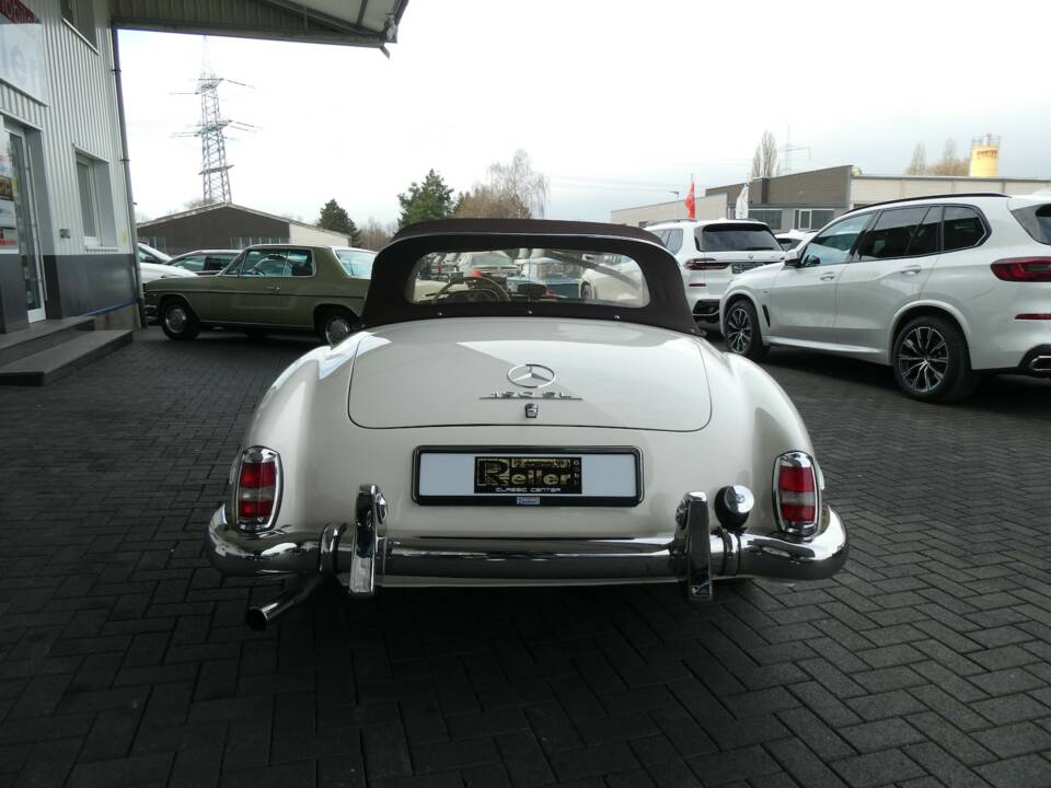 Image 5/27 of Mercedes-Benz 190 SL (1960)