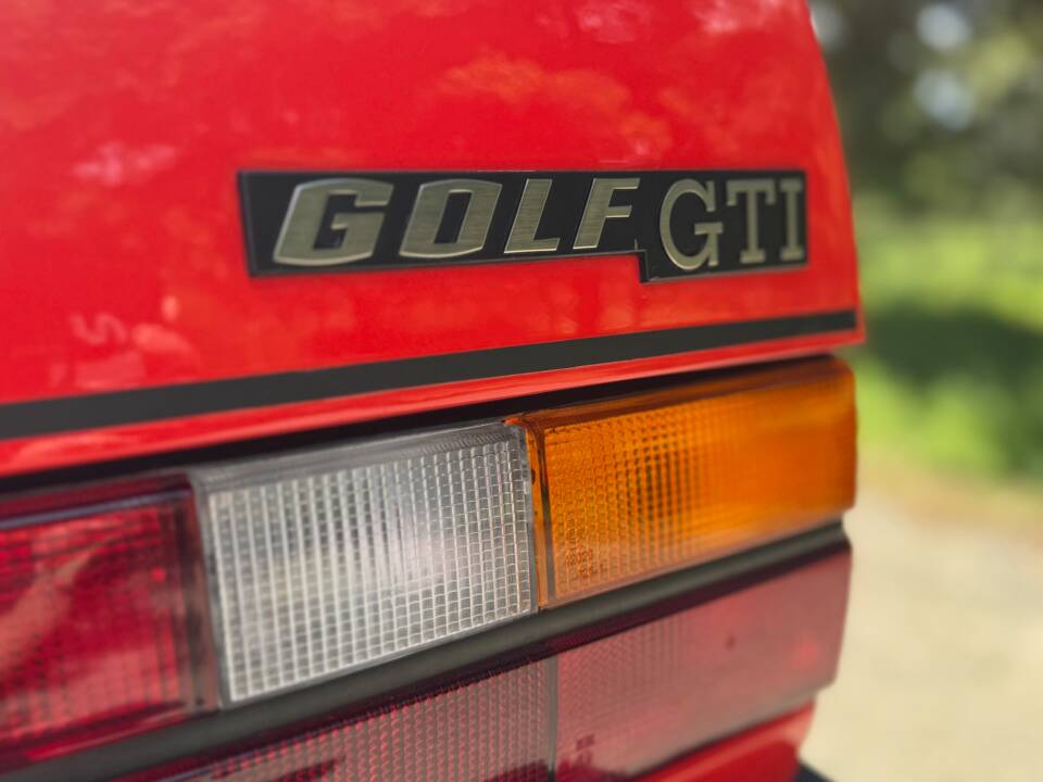 Immagine 9/31 di Volkswagen Golf I GTI 1.6 (1982)
