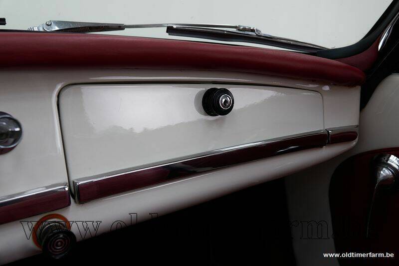 Image 23/30 de Alfa Romeo Giulia 1600 Spider Veloce (1965)