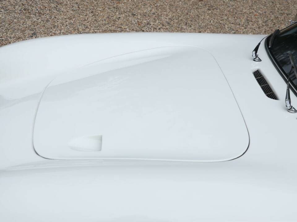 Immagine 34/50 di Lotus Elite S2 (1961)