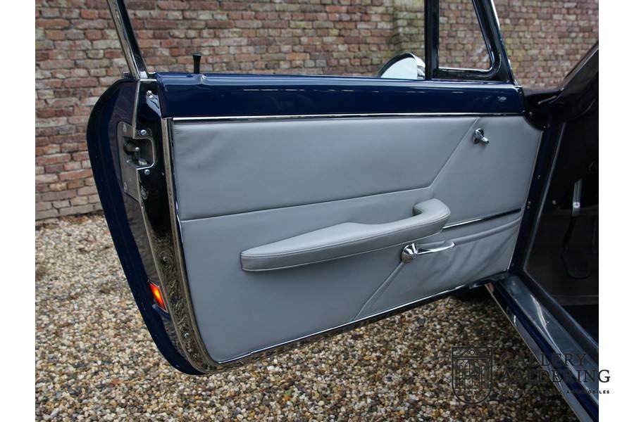 Bild 19/50 von Maserati 3500 GTI Sebring (1966)