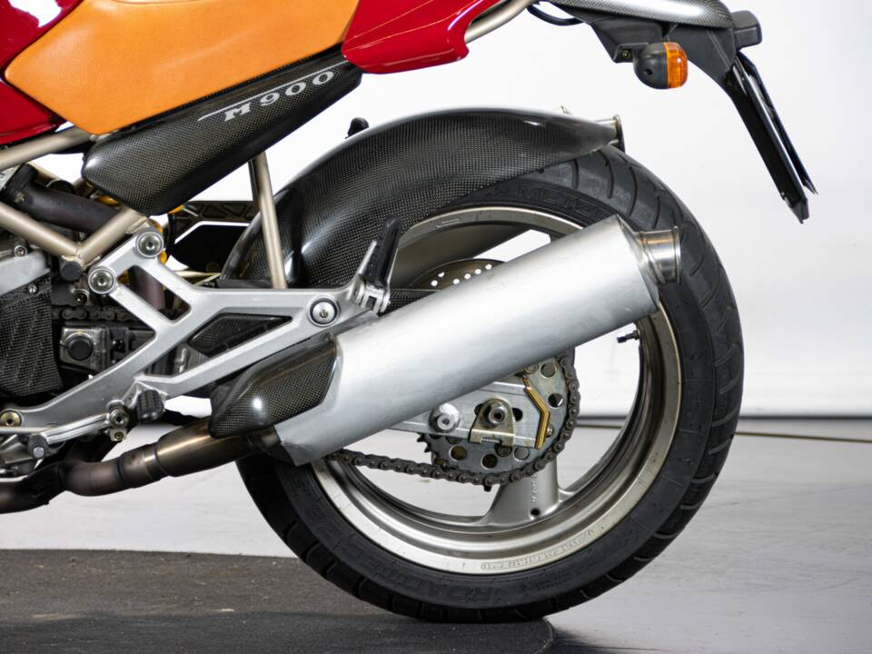 Imagen 16/50 de Ducati Monster 900 (1996)