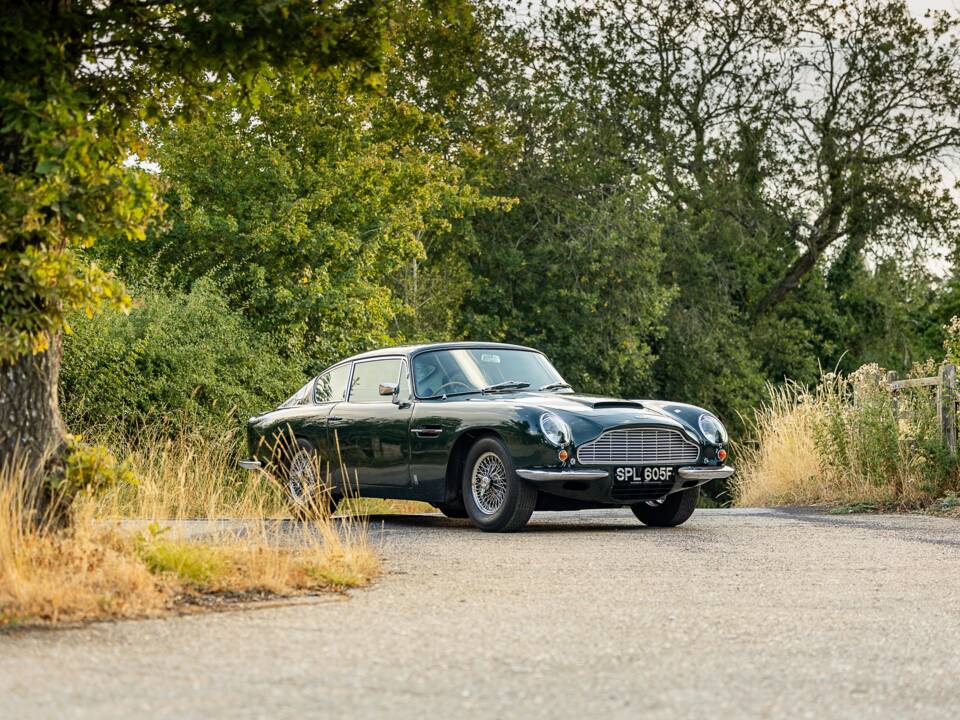 Bild 5/43 von Aston Martin DB 6 Vantage (1967)