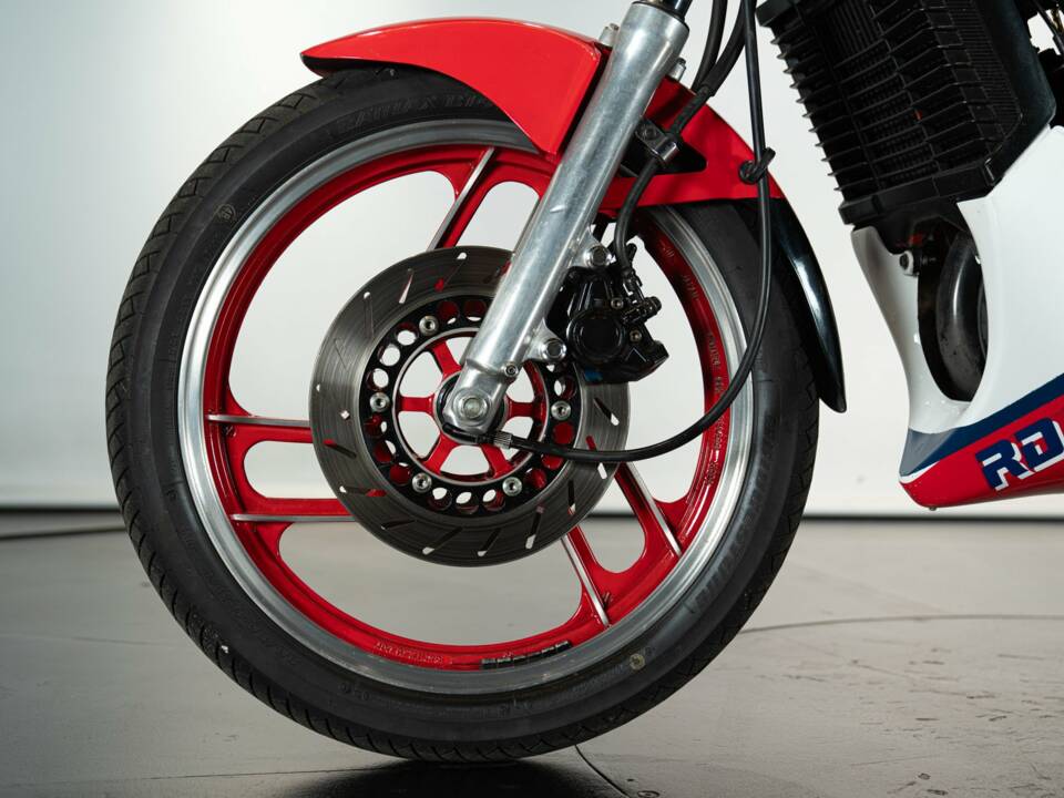 Image 30/41 de Yamaha DUMMY (1985)