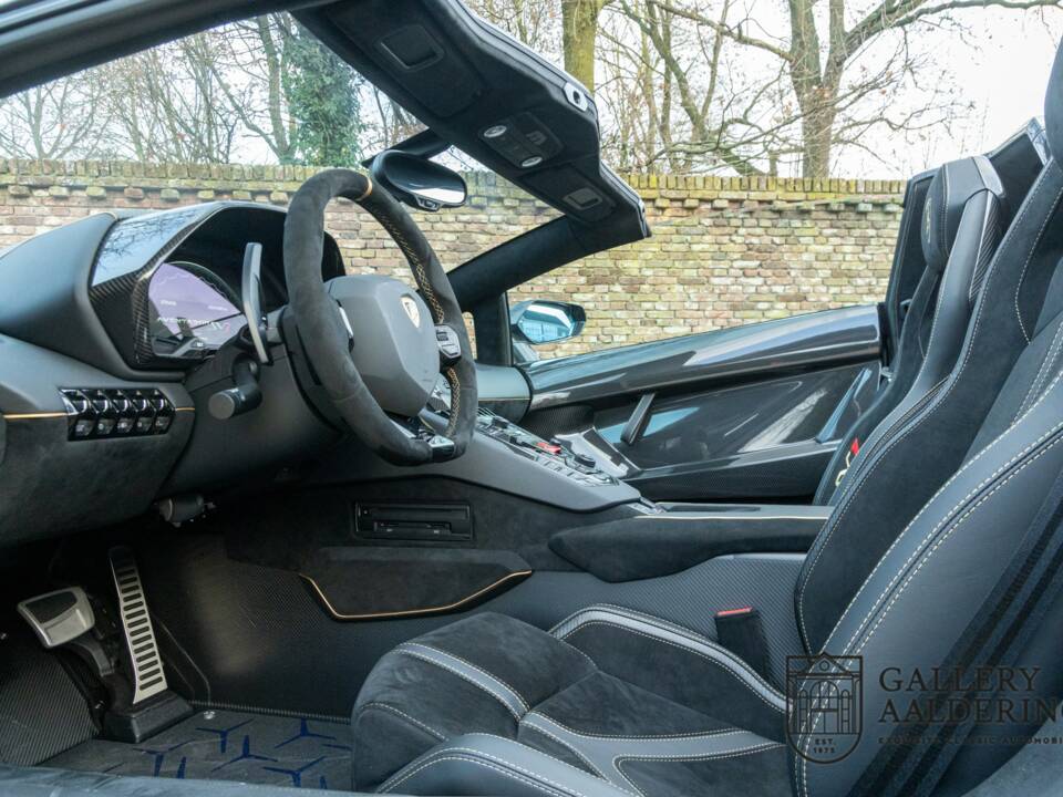 Afbeelding 39/50 van Lamborghini Aventador LP 770-4 SVJ Roadster (2020)