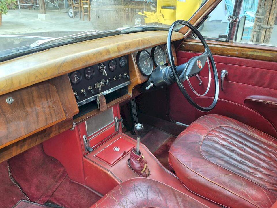 Bild 57/76 von Jaguar Mk II 2.4 (1963)