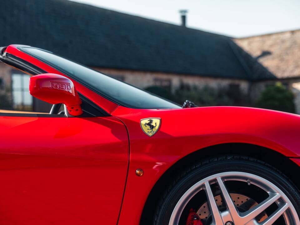 Bild 27/31 von Ferrari F 430 Spider (2006)