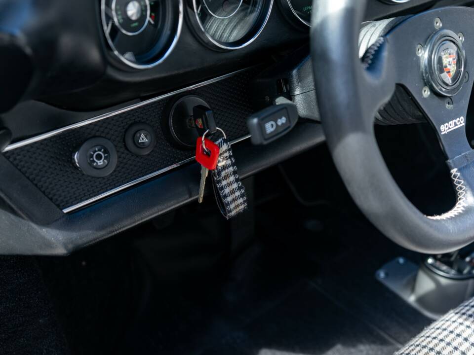 Imagen 18/41 de Porsche 911 Carrera 2.7 (1975)