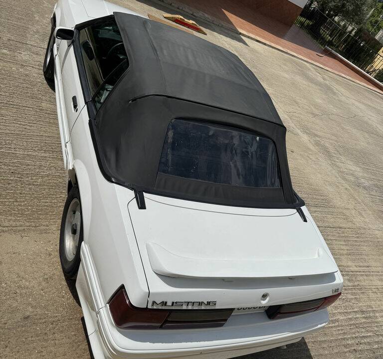 Bild 8/8 von Ford Mustang III (1989)