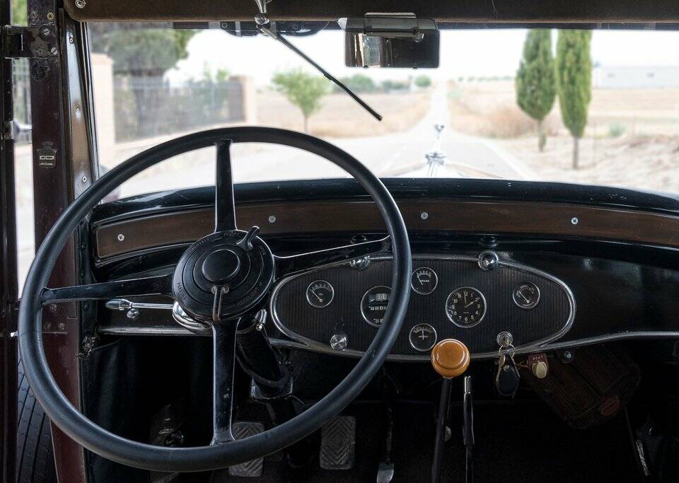 Image 2/8 of LaSalle 345-B (1931)