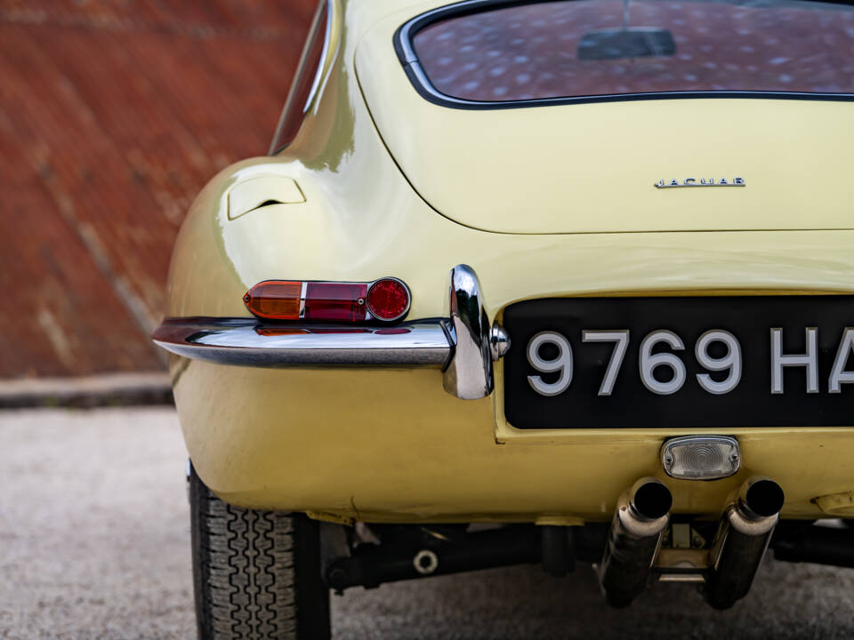 Image 22/38 of Jaguar Type E 3.8 (1963)