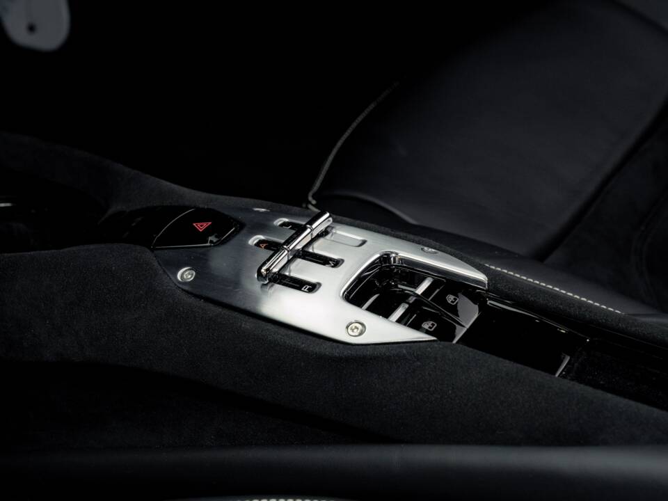 Imagen 64/79 de Ferrari 296 GTB (2022)