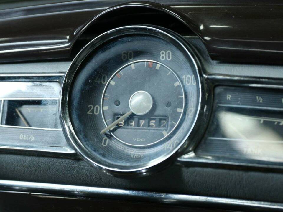 Bild 20/49 von Mercedes-Benz 180 D (1956)