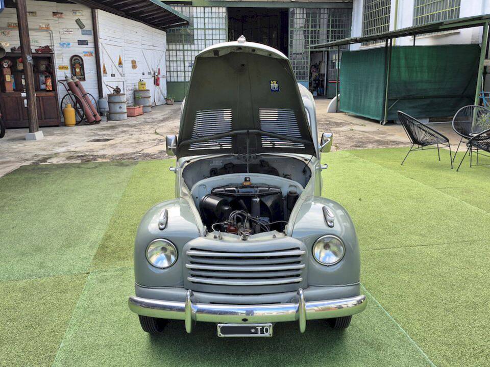 Image 52/60 of FIAT 500 C Belvedere (1954)