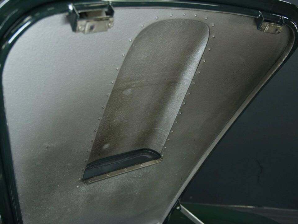 Immagine 41/50 di AC Mk IV (1989)