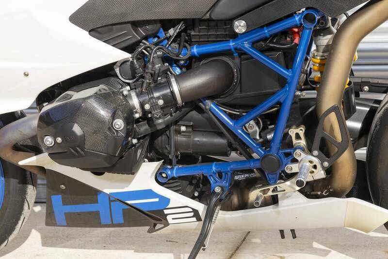 Image 31/47 of BMW HP2 Sport (2010)