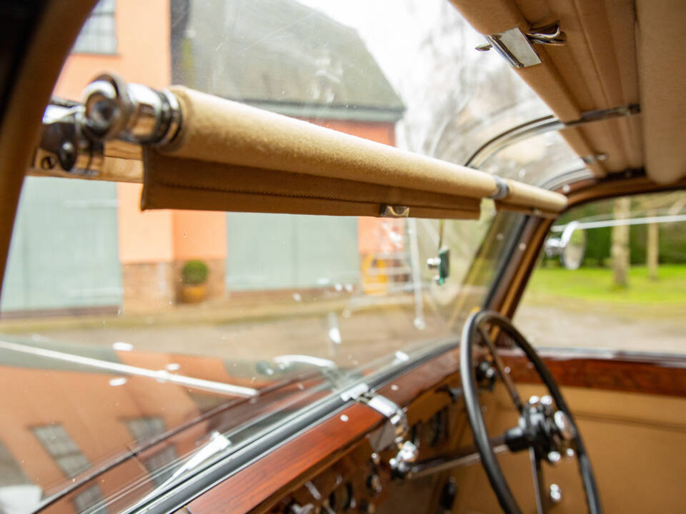 Image 24/50 of Bentley 4 1&#x2F;4 Litre (1938)