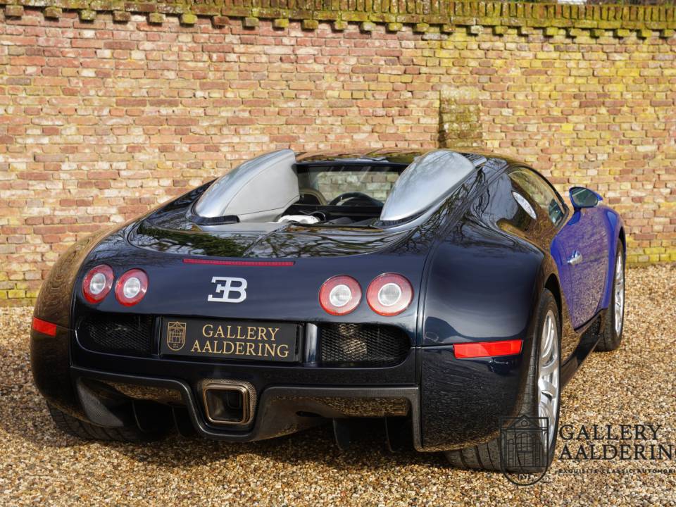 Immagine 28/50 di Bugatti EB Veyron 16.4 (2007)