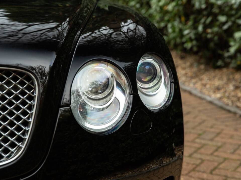 Image 21/21 of Bentley Continental GTC (2006)