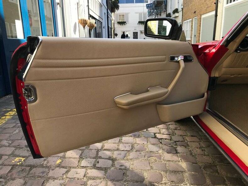 Image 18/38 of Mercedes-Benz 300 SL (1987)