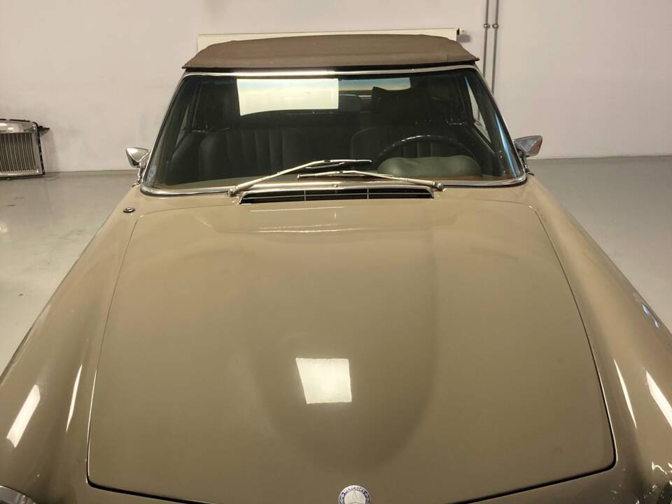 Image 11/99 de Mercedes-Benz 280 SL (1971)