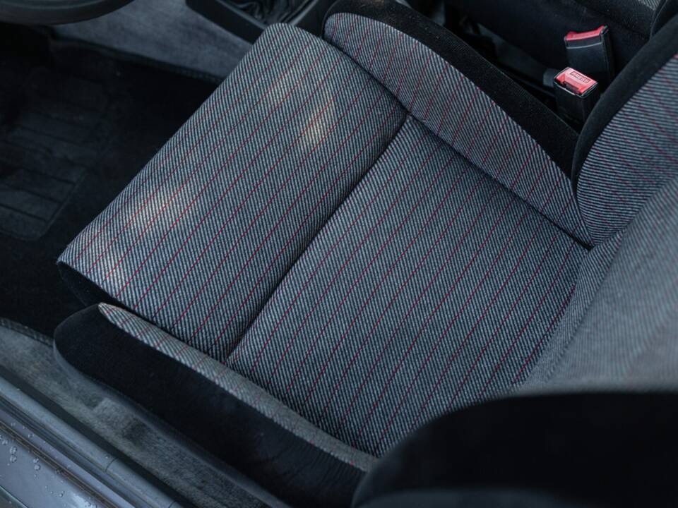 Image 26/50 de Renault R 5 GT Turbo (1986)