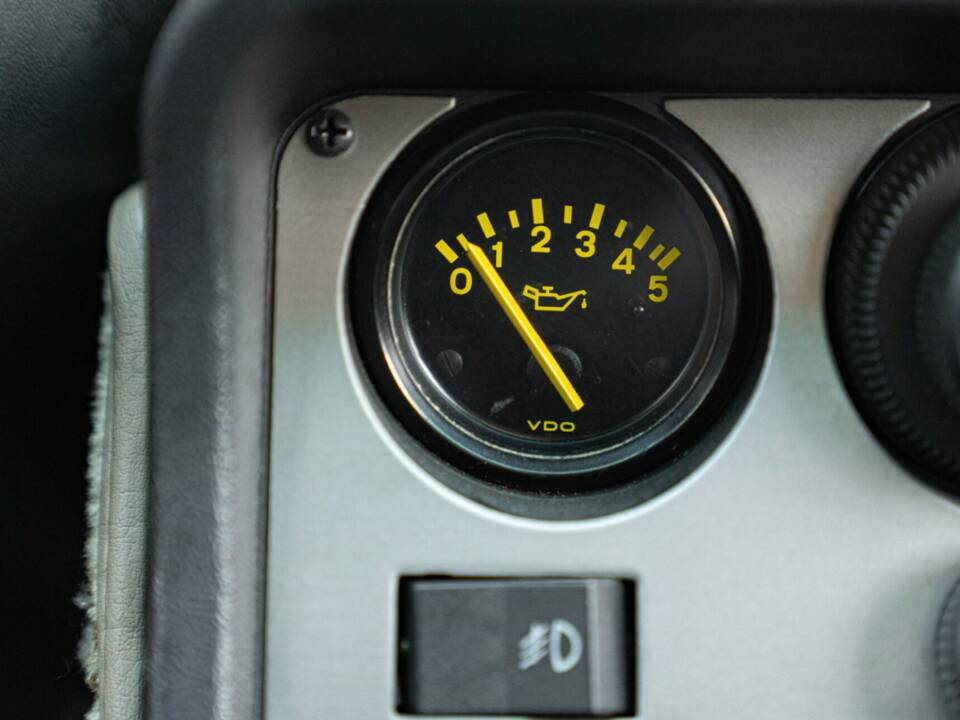 Bild 38/50 von Porsche 944 (1985)