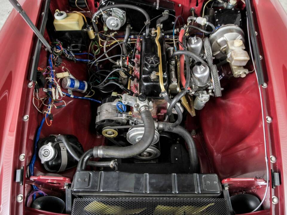 Image 39/50 de MG MGB (1979)