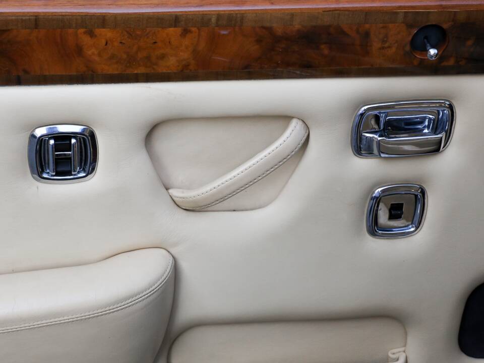 Immagine 140/196 di Bentley T 2 (1978)