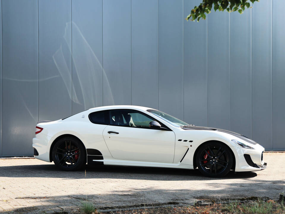 Bild 22/60 von Maserati GranTurismo MC Stradale (2012)