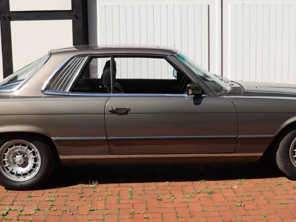 Image 37/59 of Mercedes-Benz 500 SLC (1980)