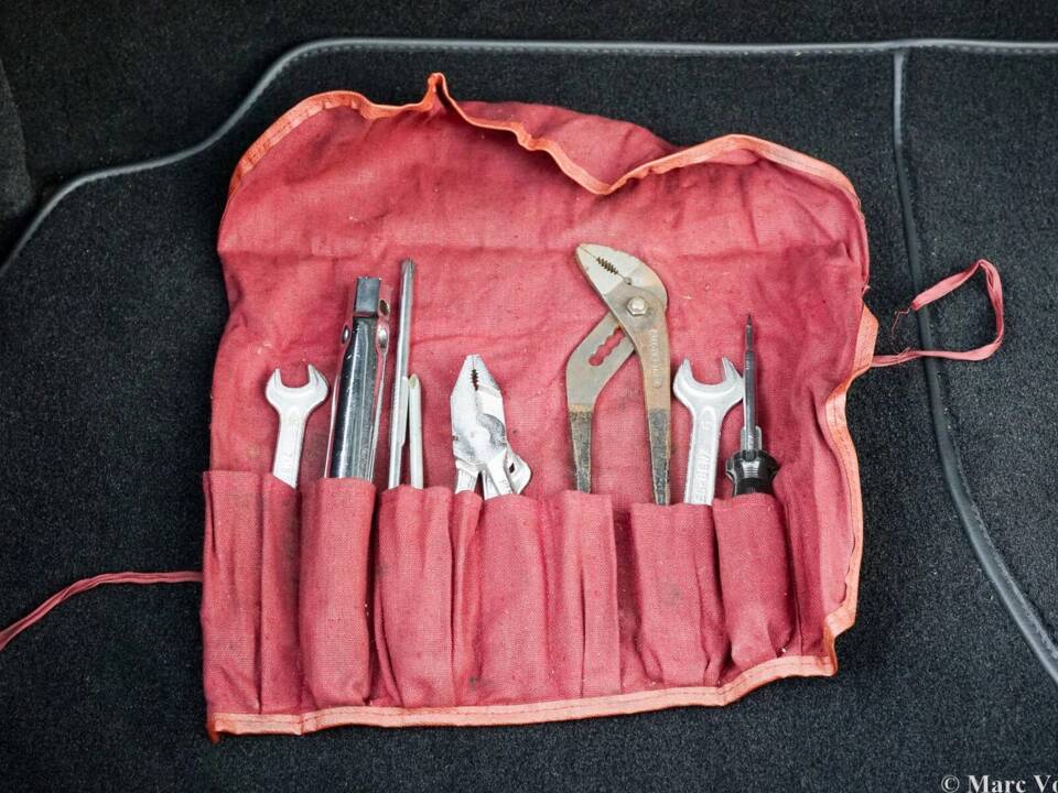 Bild 58/59 von Mercedes-Benz 280 SL (1985)