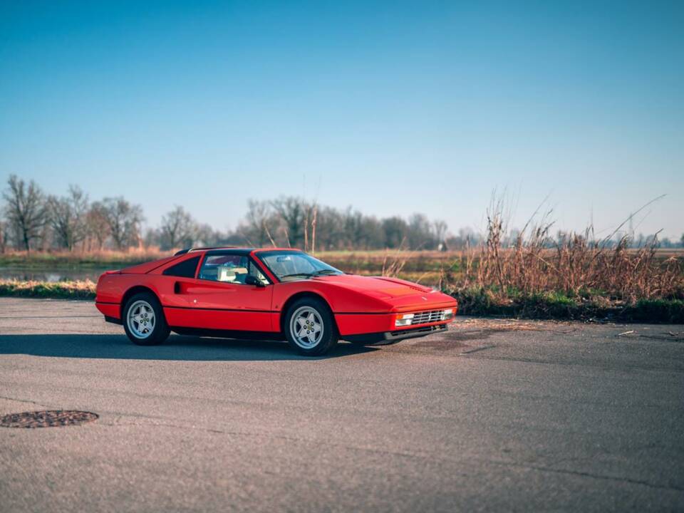 Bild 11/100 von Ferrari 328 GTS (1986)