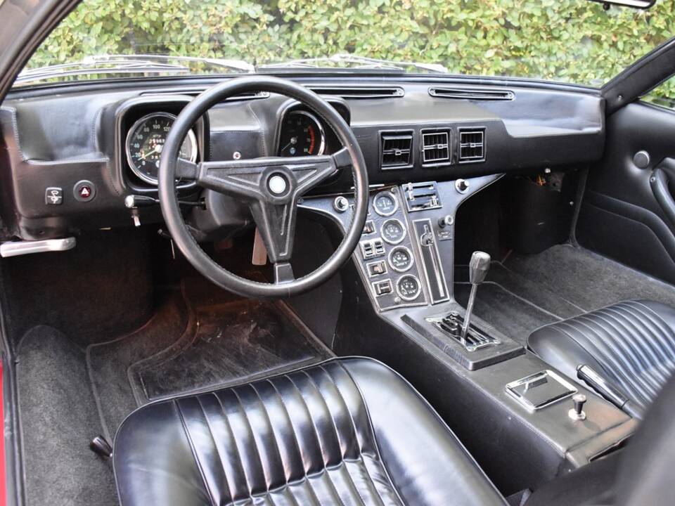 Image 26/43 of De Tomaso Pantera (1971)