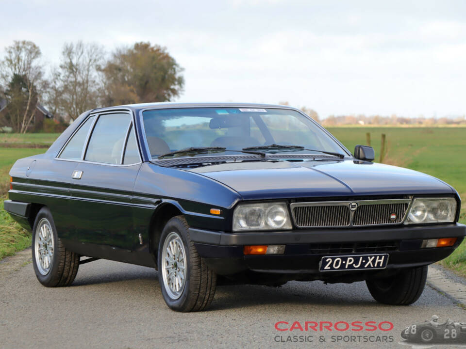 Image 33/50 de Lancia Gamma Coupe 2000 (1981)