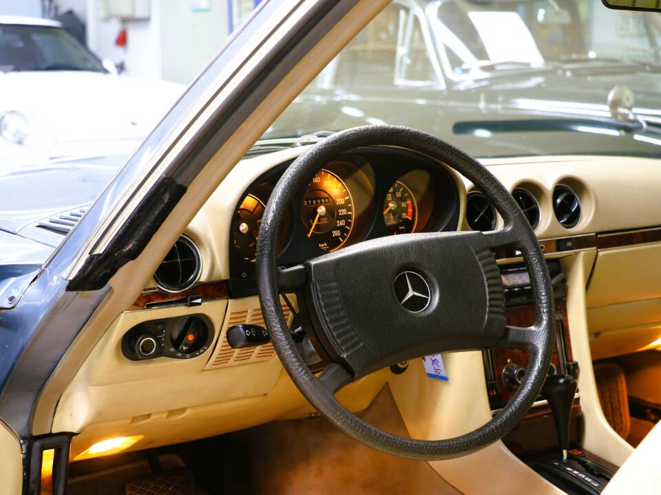 Image 31/41 de Mercedes-Benz 450 SLC 5,0 (1979)