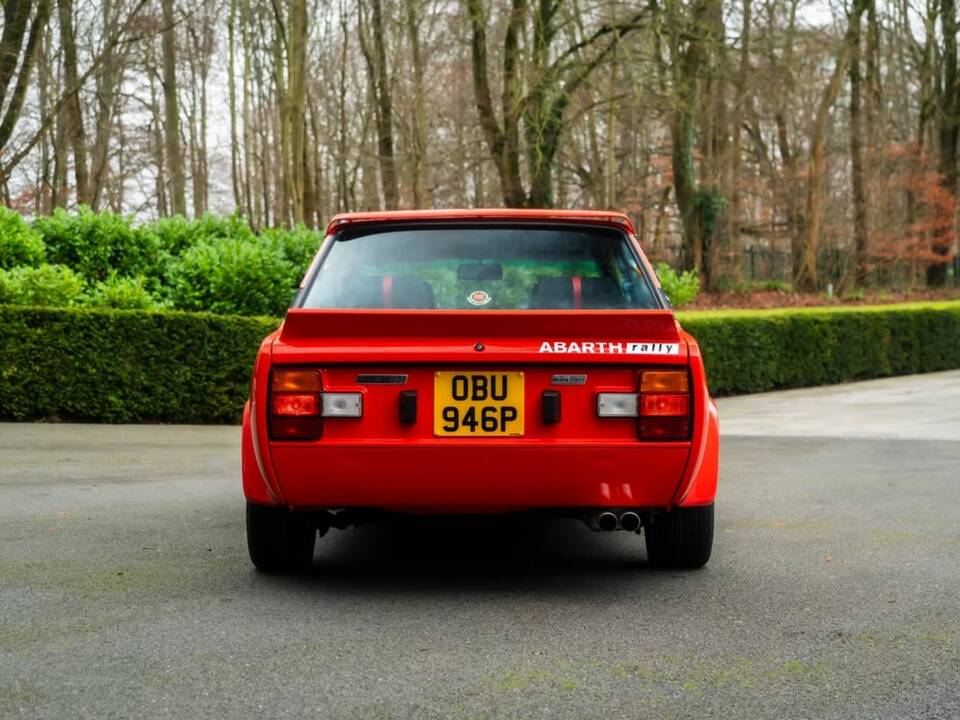 Image 8/15 of FIAT 131 Abarth Rally (1978)