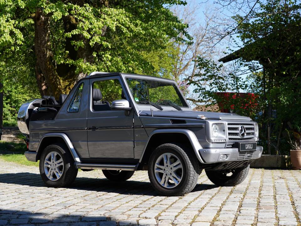 Image 1/15 of Mercedes-Benz G 500 (SWB) (2013)