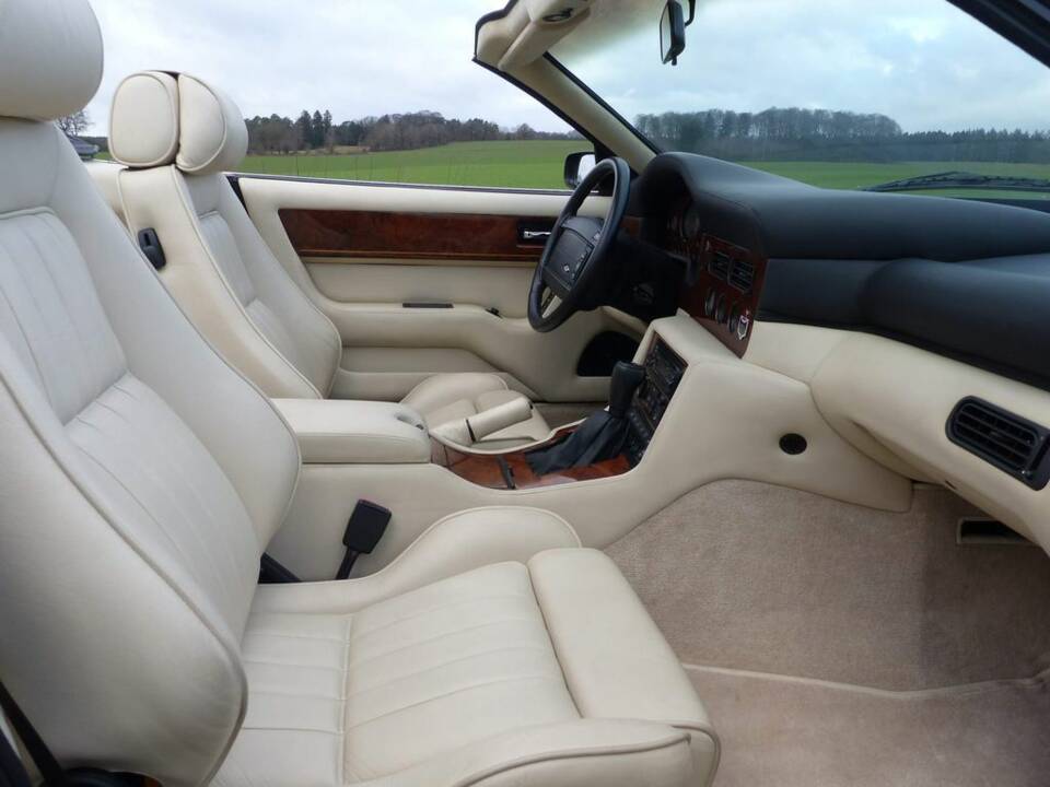 Aston Martin Virage Volante 1997