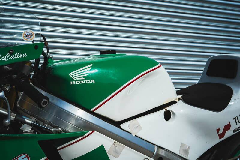 Immagine 26/50 di Honda VFR 750R RC36 (1992)