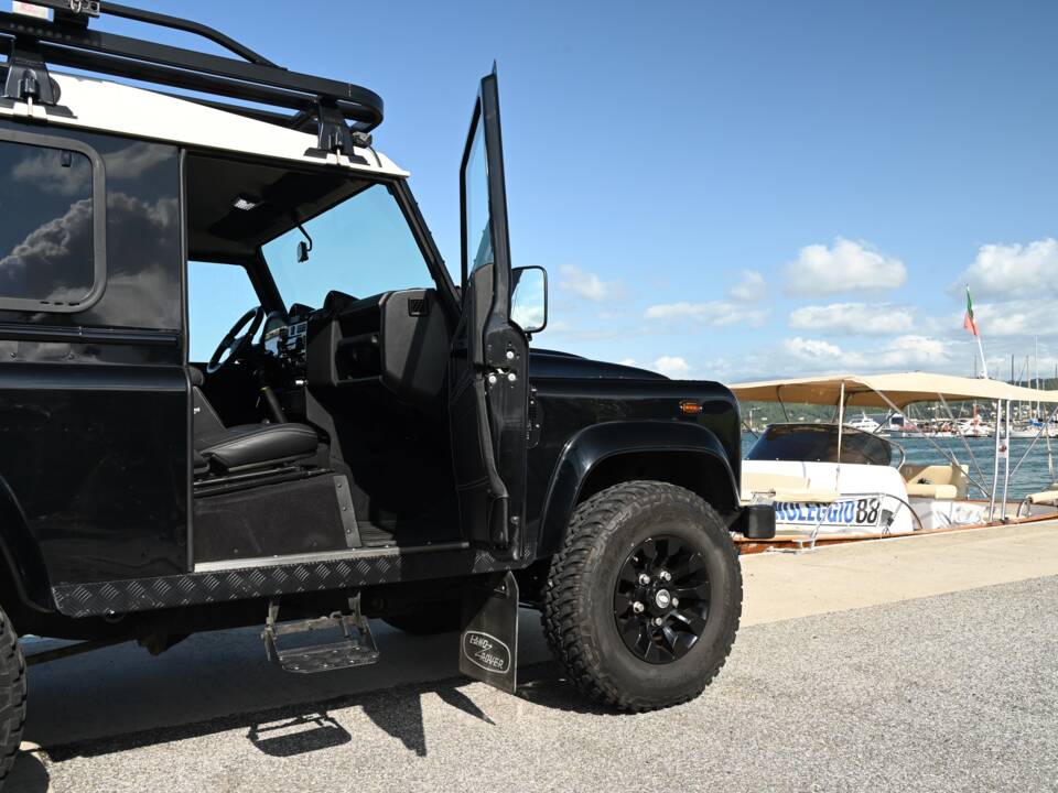 Image 51/70 of Land Rover Defender 90 TD4 (2007)