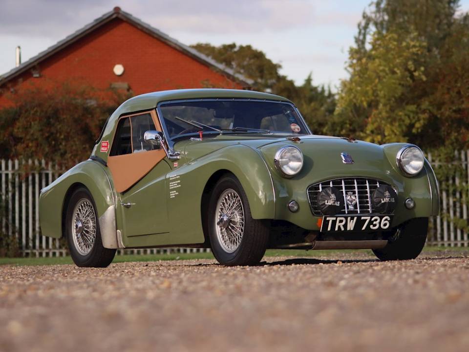 Image 22/32 of Triumph TR 3 (1957)