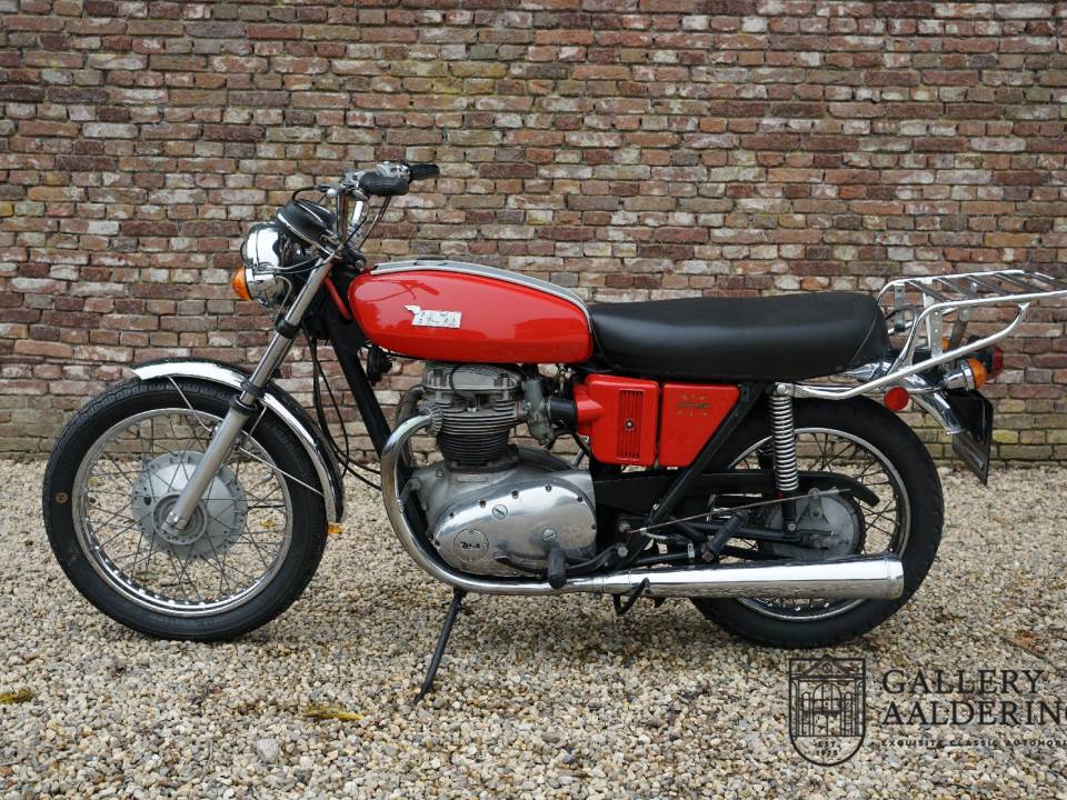 Bild 13/34 von BSA DUMMY (1975)