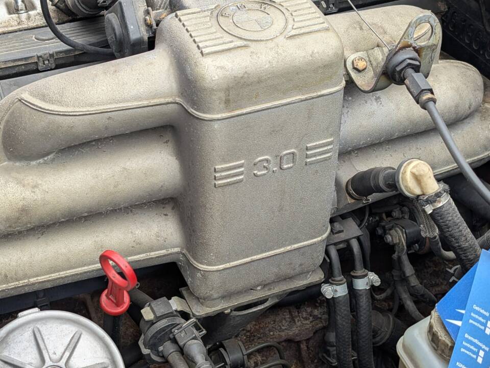 Bild 13/20 von BMW 530i (1988)