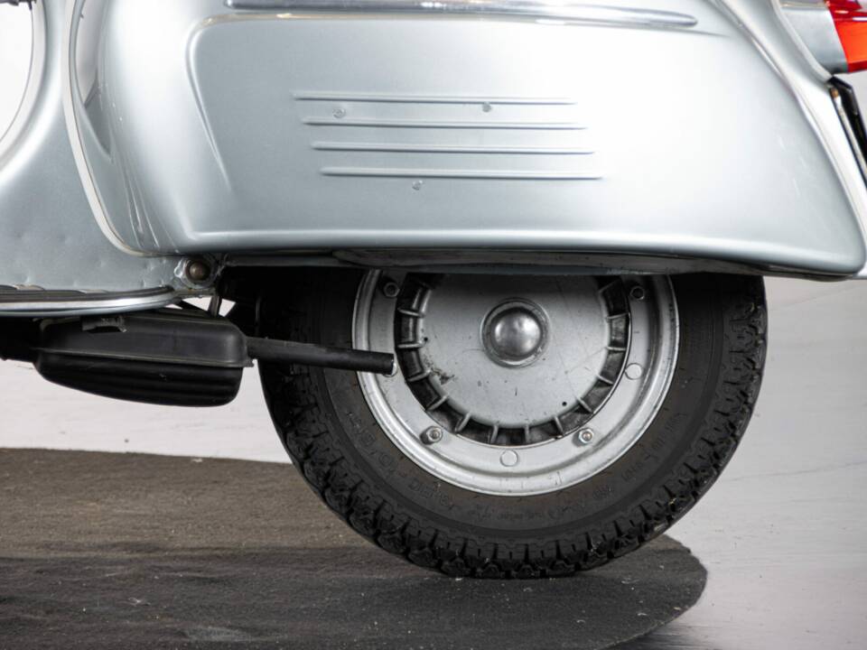 Bild 16/50 von Piaggio Vespa 150 Sprint (1967)