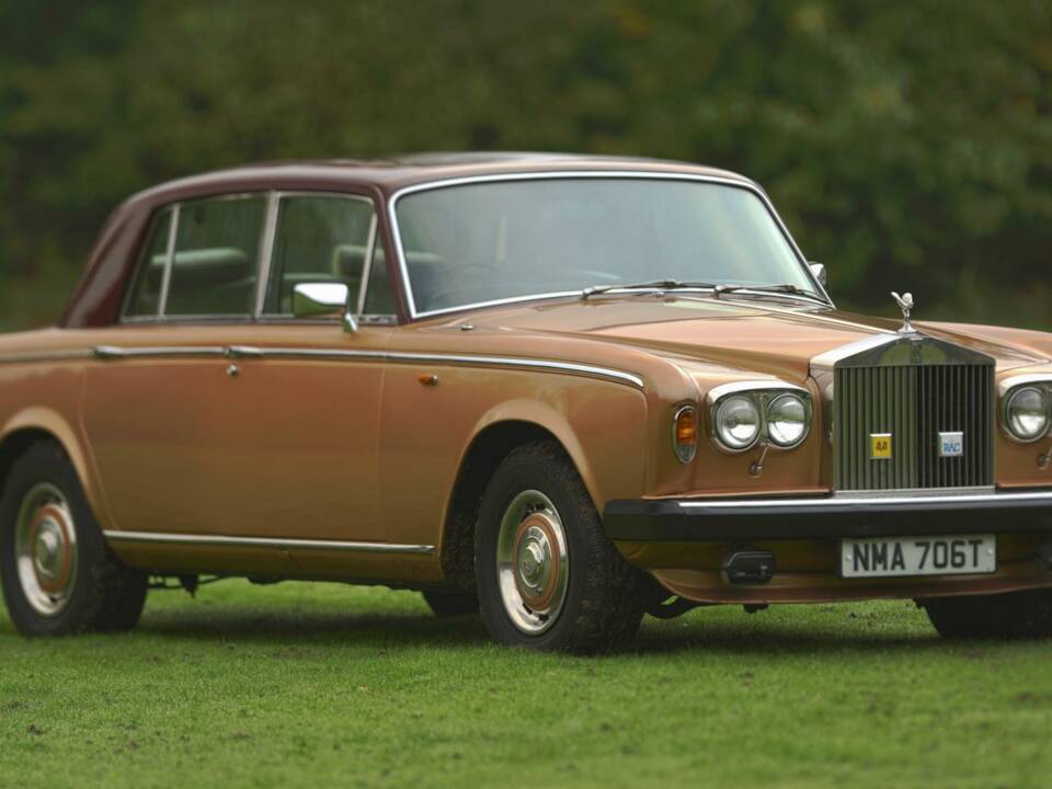 Bild 1/50 von Rolls-Royce Silver Shadow II (1979)